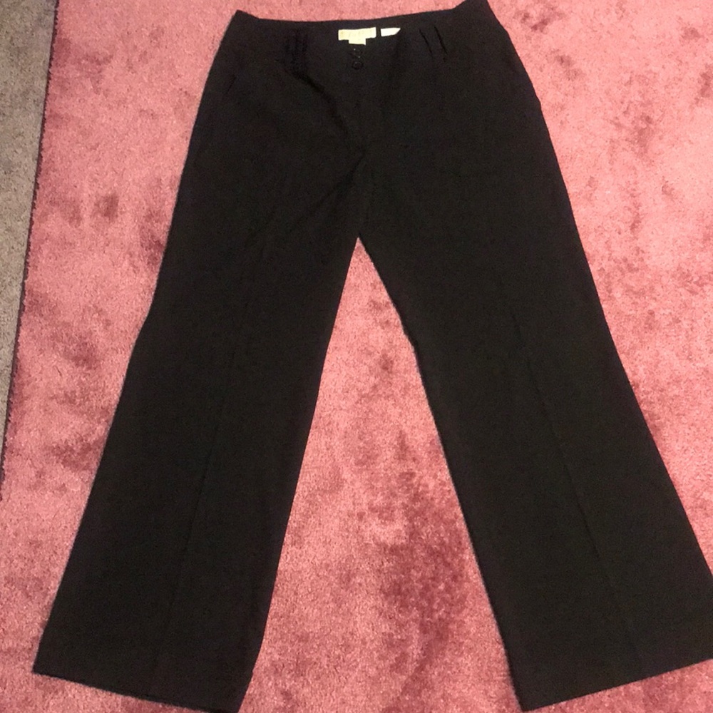 Michael Kors Millbrook fit cuffed pants.